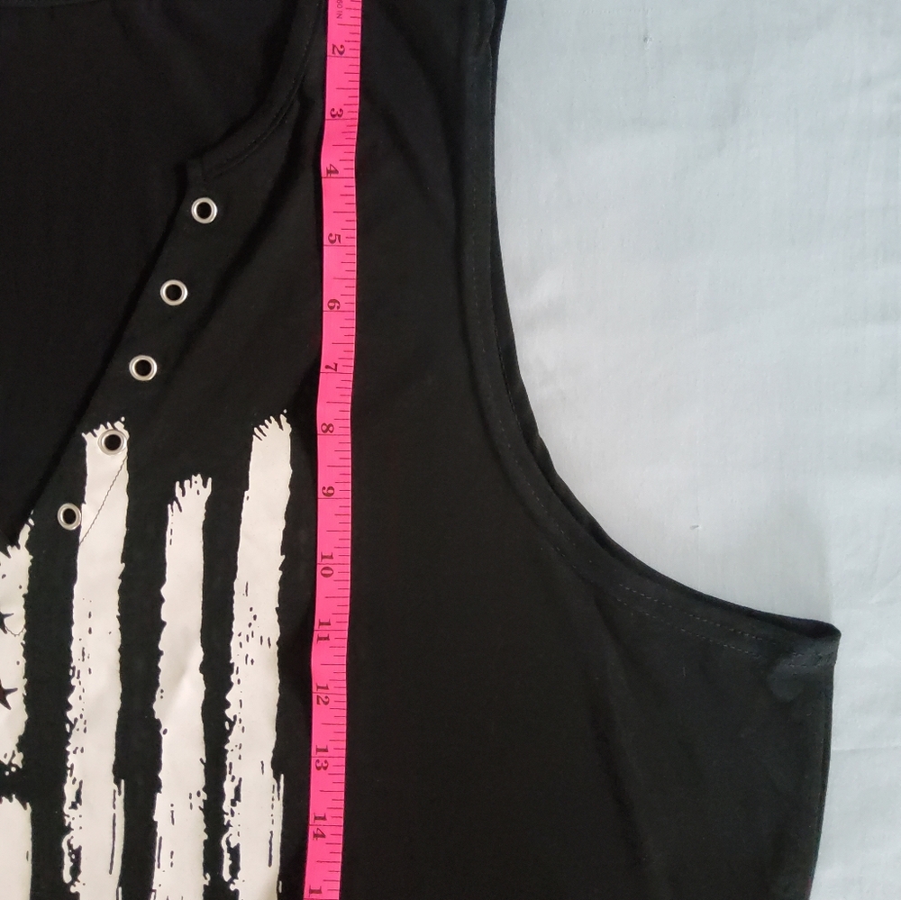 Black Tank Top with White Flag Graphic - Picture 5 of 6